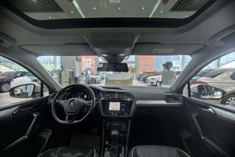 Used Volkswagen Tiguan L New Energy 2020 430 PHEV Plug-in Hybrid Flagship Edition Interior 2