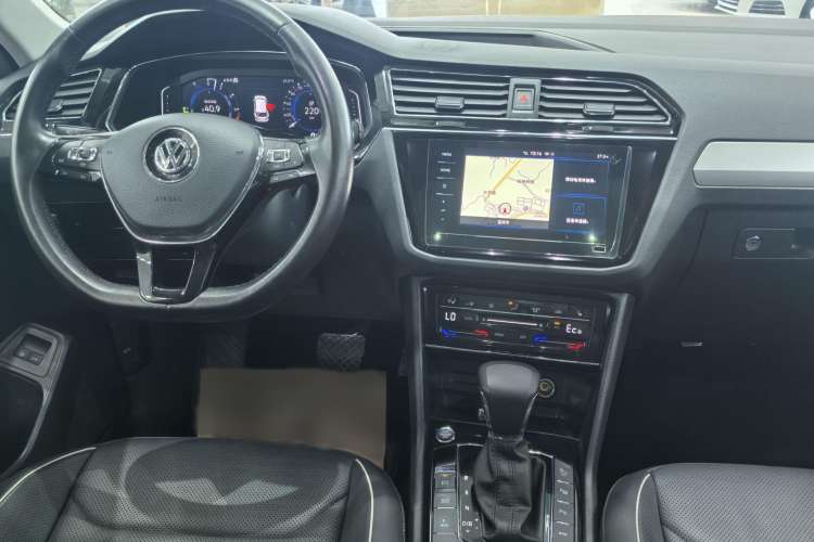 Used Volkswagen Tiguan L New Energy 2020 430 PHEV Plug-in Hybrid Flagship Edition Interior 3