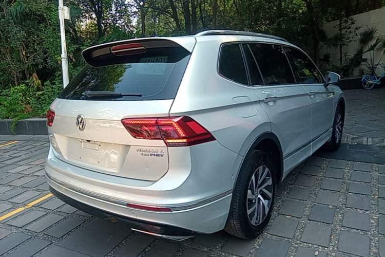 Used Volkswagen Tiguan L New Energy 2020 430 PHEV Plug-in Hybrid Flagship Edition Rear Right 45 Deg