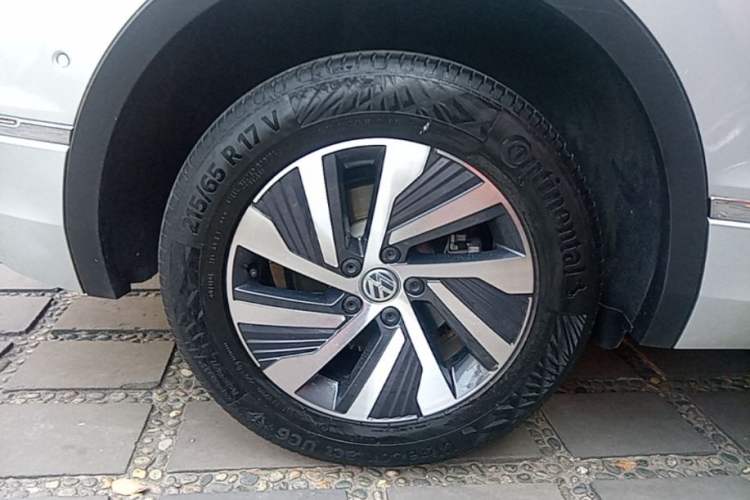 Used Volkswagen Tiguan L New Energy 2020 430 PHEV Plug-in Hybrid Flagship Edition Right Rear Wheel Hub