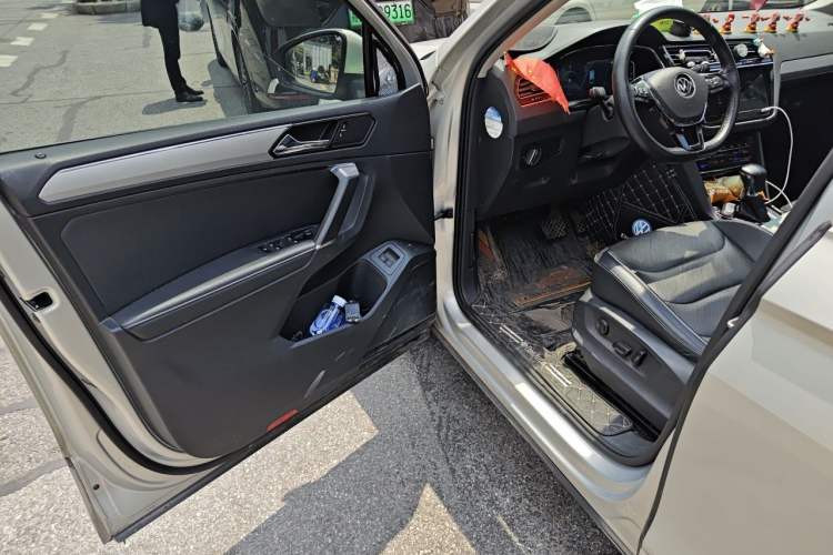 Used Volkswagen Tiguan L New Energy 2020 430 PHEV Plug-in Hybrid Prestige Edition Driver Seat