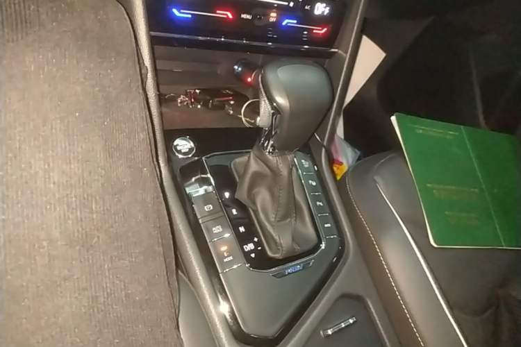 Used Volkswagen Tiguan L New Energy 2020 430 PHEV Plug-in Hybrid Flagship Edition Gear Lever