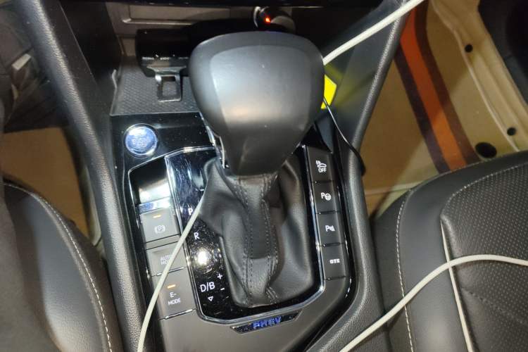 Used Volkswagen Tiguan L New Energy 2020 430 PHEV Plug-in Hybrid Flagship Edition Gear Lever