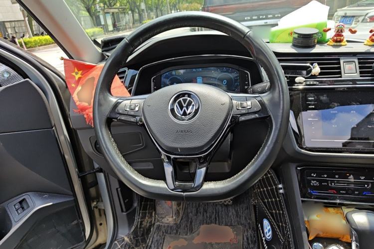 Used Volkswagen Tiguan L New Energy 2020 430 PHEV Plug-in Hybrid Prestige Edition Steering Wheel