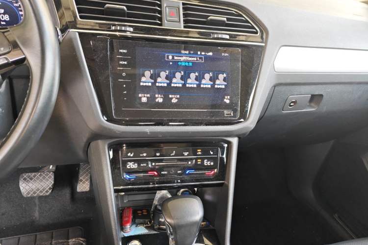 Used Volkswagen Tiguan L New Energy 2020 430 PHEV Plug-in Hybrid Flagship Edition Audio And AC Panel