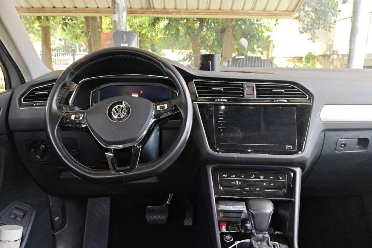 Used Volkswagen Tiguan L New Energy 2020 430 PHEV Plug-in Hybrid Flagship Edition Center Console