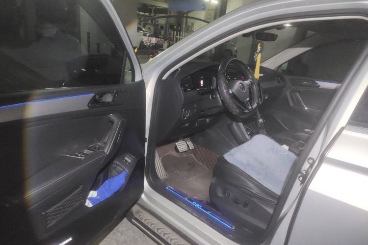 Used Volkswagen Tiguan L New Energy 2020 430 PHEV Plug-in Hybrid Flagship Edition Driver Seat