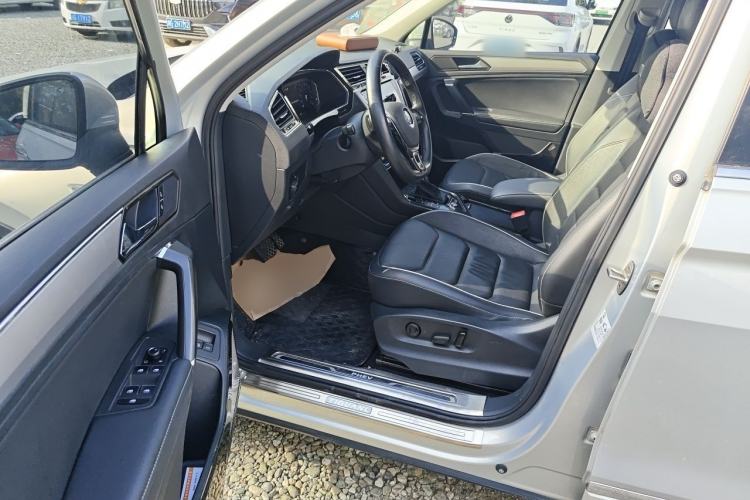 Used Volkswagen Tiguan L New Energy 2020 430 PHEV Plug-in Hybrid Flagship Edition Driver Seat