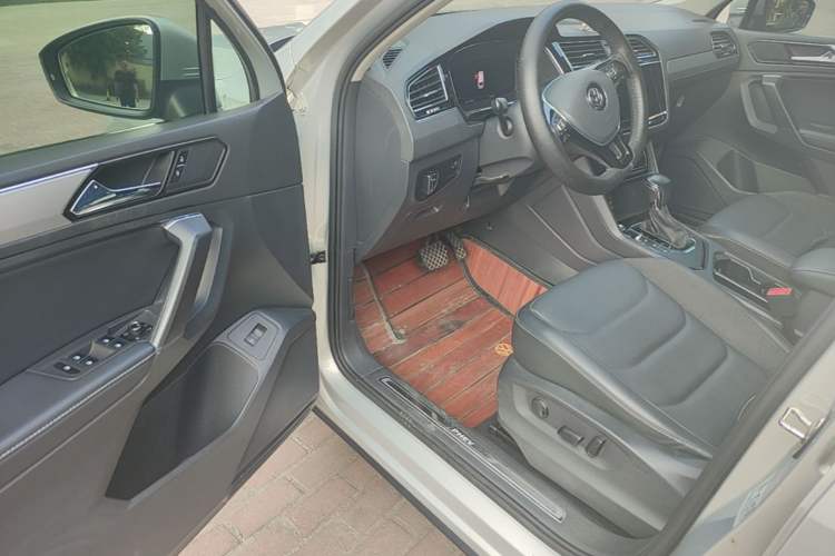 Used Volkswagen Tiguan L New Energy 2020 430 PHEV Plug-in Hybrid Prestige Edition Driver Seat