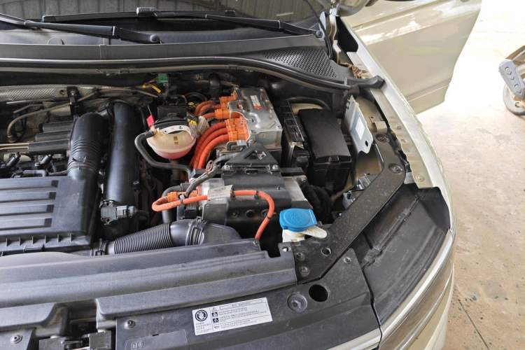 Used Volkswagen Tiguan L New Energy 2020 430 PHEV Plug-in Hybrid Flagship Edition Engine Bay Left