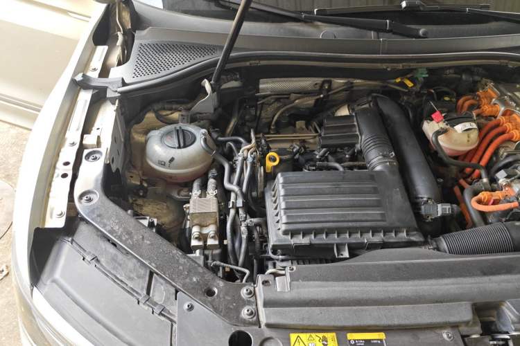 Used Volkswagen Tiguan L New Energy 2020 430 PHEV Plug-in Hybrid Flagship Edition Engine Bay Right