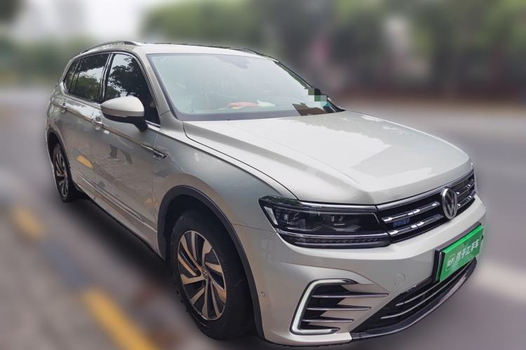 Used Volkswagen Tiguan L New Energy 2020 430 PHEV Plug-in Hybrid Flagship Edition Front Right 45 Deg