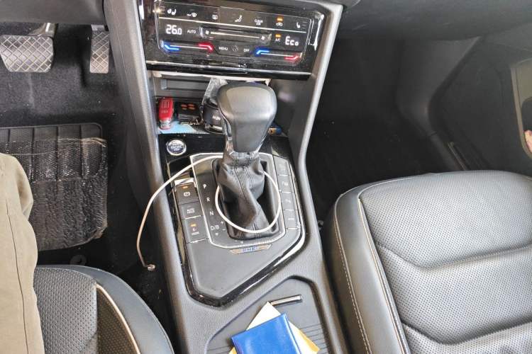 Used Volkswagen Tiguan L New Energy 2020 430 PHEV Plug-in Hybrid Flagship Edition Gear Lever
