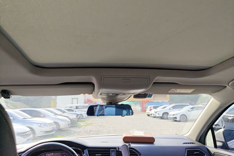 Used Volkswagen Tiguan L New Energy 2020 430 PHEV Plug-in Hybrid Flagship Edition Headliner