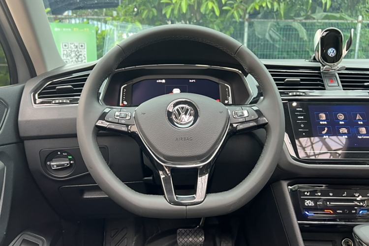 Used Volkswagen Tiguan L New Energy 2020 430 PHEV Plug-in Hybrid Flagship Edition Interior 6
