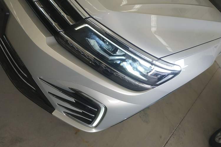 Used Volkswagen Tiguan L New Energy 2020 430 PHEV Plug-in Hybrid Flagship Edition Left Front Headlight
