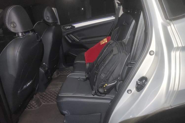 Used Volkswagen Tiguan L New Energy 2020 430 PHEV Plug-in Hybrid Flagship Edition Left Rear Seat