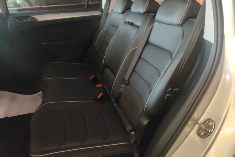 Used Volkswagen Tiguan L New Energy 2020 430 PHEV Plug-in Hybrid Flagship Edition Left Rear Seat
