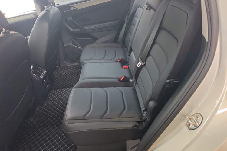 Used Volkswagen Tiguan L New Energy 2020 430 PHEV Plug-in Hybrid Prestige Edition Left Rear Seat