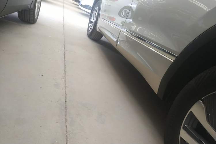 Used Volkswagen Tiguan L New Energy 2020 430 PHEV Plug-in Hybrid Flagship Edition Left Side Sill