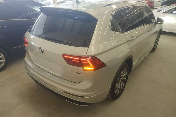 Used Volkswagen Tiguan L New Energy 2020 430 PHEV Plug-in Hybrid Flagship Edition Rear Right 45 Deg