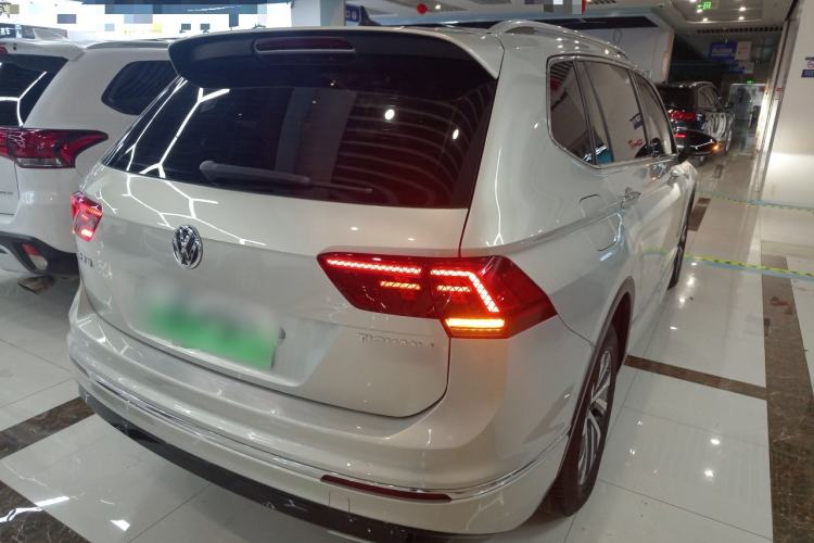 Used Volkswagen Tiguan L New Energy 2020 430 PHEV Plug-in Hybrid Flagship Edition Rear Right 45 Deg