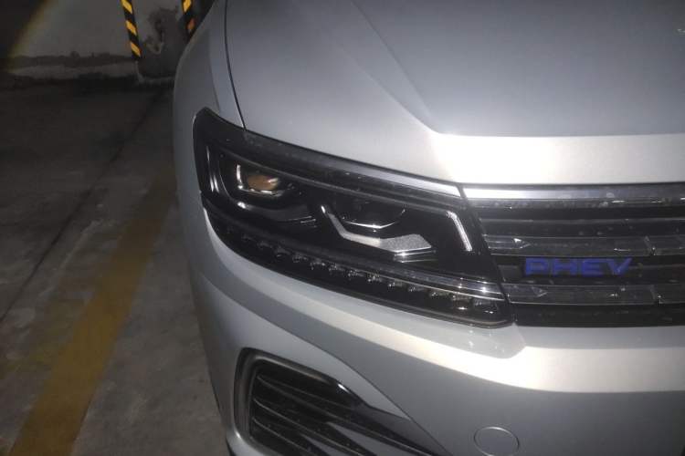 Used Volkswagen Tiguan L New Energy 2020 430 PHEV Plug-in Hybrid Flagship Edition Right Front Headlight