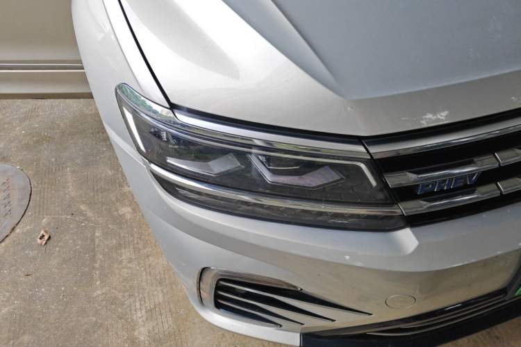 Used Volkswagen Tiguan L New Energy 2020 430 PHEV Plug-in Hybrid Flagship Edition Right Front Headlight