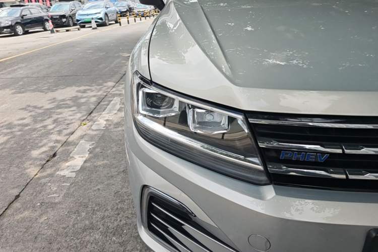 Used Volkswagen Tiguan L New Energy 2020 430 PHEV Plug-in Hybrid Prestige Edition Right Front Headlight