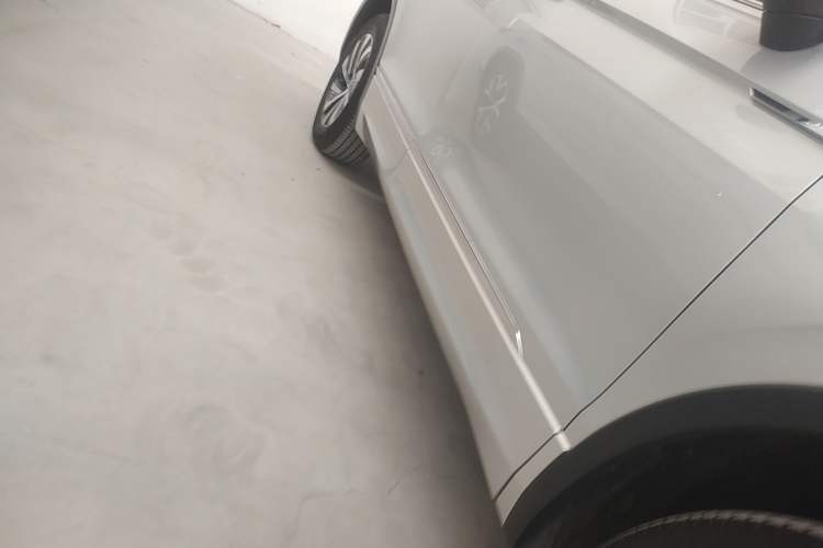 Used Volkswagen Tiguan L New Energy 2020 430 PHEV Plug-in Hybrid Flagship Edition Right Side Sill