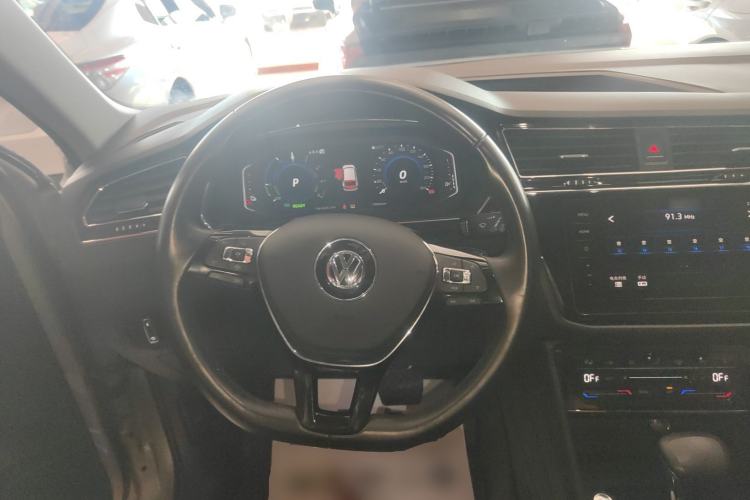 Used Volkswagen Tiguan L New Energy 2020 430 PHEV Plug-in Hybrid Flagship Edition Steering Wheel