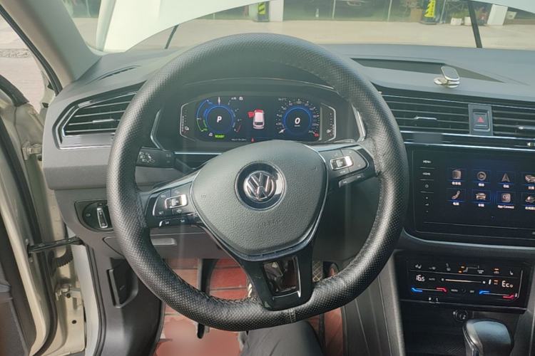 Used Volkswagen Tiguan L New Energy 2020 430 PHEV Plug-in Hybrid Prestige Edition Steering Wheel