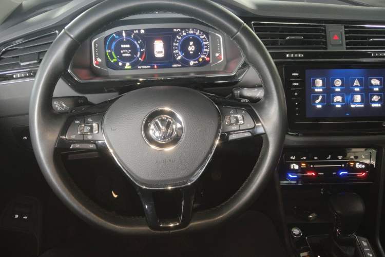 Used Volkswagen Tiguan L New Energy 2020 430 PHEV Plug-in Hybrid Flagship Edition Steering Wheel