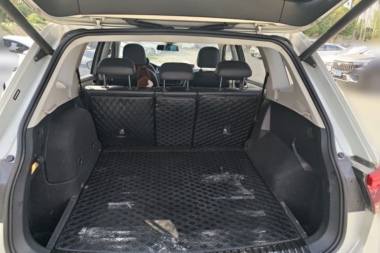 Used Volkswagen Tiguan L New Energy 2020 430 PHEV Plug-in Hybrid Flagship Edition Trunk