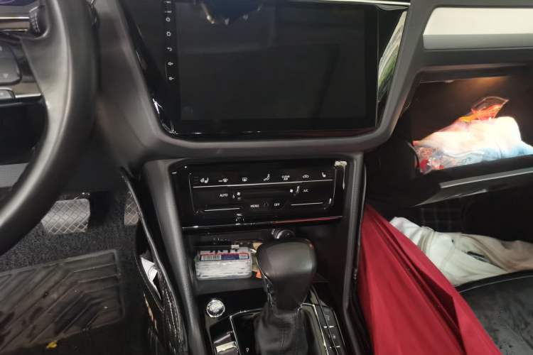 Used Volkswagen Tiguan L New Energy 2020 430 PHEV Plug-in Hybrid Flagship Edition Audio And AC Panel
