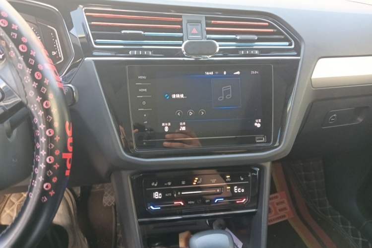 Used Volkswagen Tiguan L New Energy 2020 430 PHEV Plug-in Hybrid Flagship Edition Audio And AC Panel