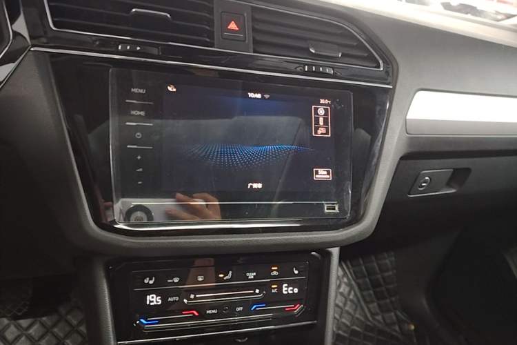 Used Volkswagen Tiguan L New Energy 2020 430 PHEV Plug-in Hybrid Flagship Edition Audio And AC Panel