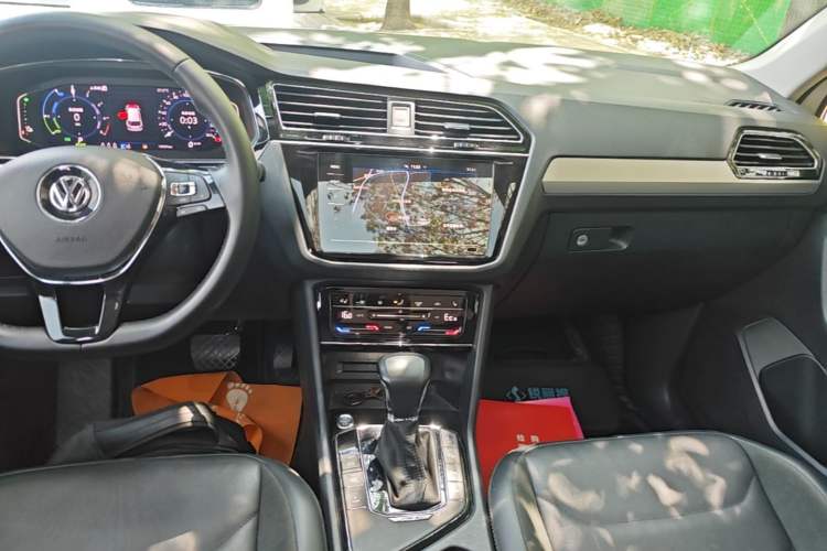 Used Volkswagen Tiguan L New Energy 2020 430 PHEV Plug-in Hybrid Prestige Edition Audio And AC Panel