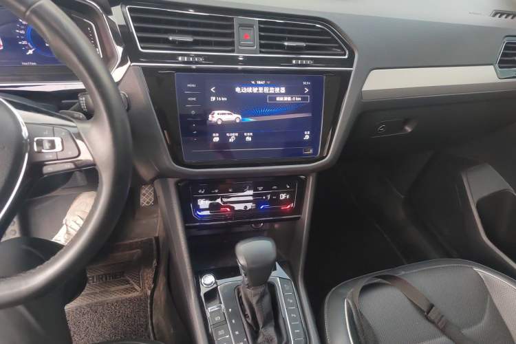 Used Volkswagen Tiguan L New Energy 2020 430 PHEV Plug-in Hybrid Flagship Edition Audio And AC Panel