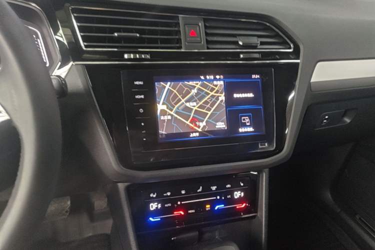 Used Volkswagen Tiguan L New Energy 2020 430 PHEV Plug-in Hybrid Flagship Edition Audio And AC Panel