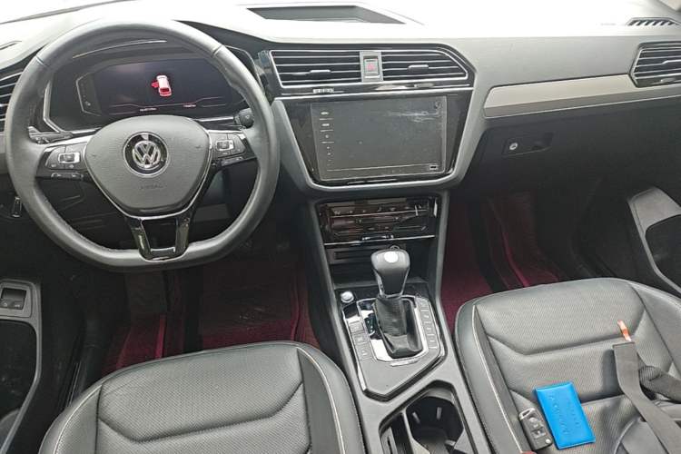 Used Volkswagen Tiguan L New Energy 2020 430 PHEV Plug-in Hybrid Flagship Edition Center Console