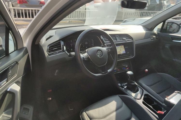 Used Volkswagen Tiguan L New Energy 2020 430 PHEV Plug-in Hybrid Flagship Edition Center Console