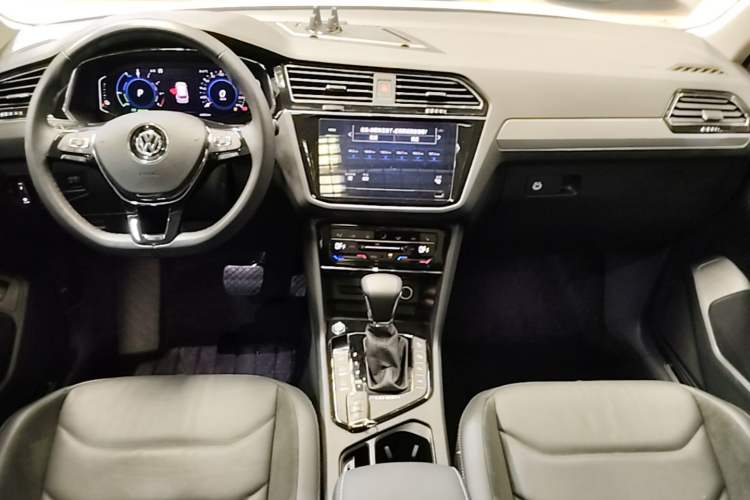 Used Volkswagen Tiguan L New Energy 2020 430 PHEV Plug-in Hybrid Prestige Edition Center Console