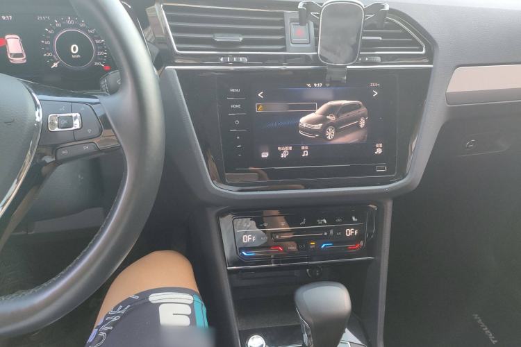 Used Volkswagen Tiguan L New Energy 2020 430 PHEV Plug-in Hybrid Prestige Edition Center Console