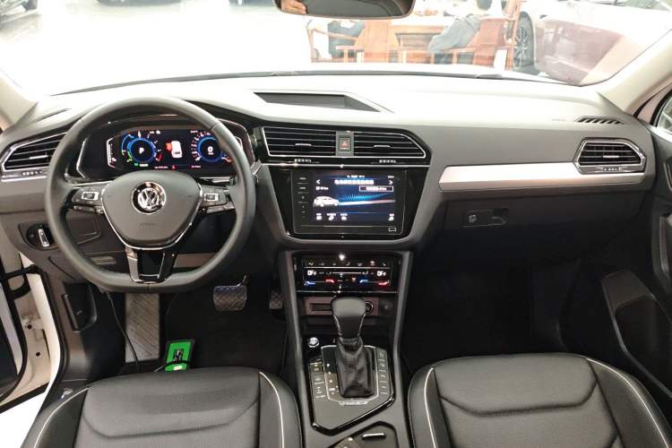 Used Volkswagen Tiguan L New Energy 2020 430 PHEV Plug-in Hybrid Flagship Edition Center Console