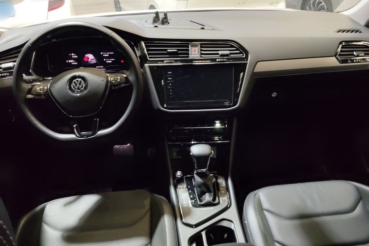 Used Volkswagen Tiguan L New Energy 2020 430 PHEV Plug-in Hybrid Prestige Edition Center Console