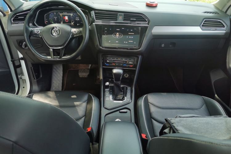 Used Volkswagen Tiguan L New Energy 2020 430 PHEV Plug-in Hybrid Flagship Edition Center Console