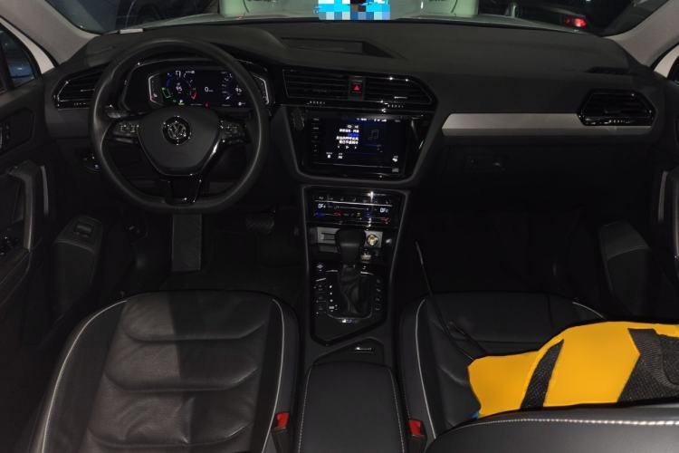 Used Volkswagen Tiguan L New Energy 2020 430 PHEV Plug-in Hybrid Flagship Edition Center Console