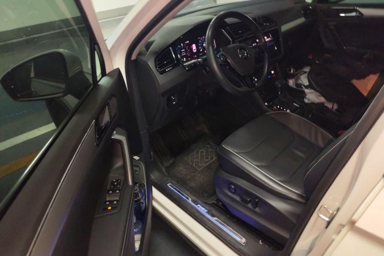 Used Volkswagen Tiguan L New Energy 2020 430 PHEV Plug-in Hybrid Flagship Edition Driver Seat