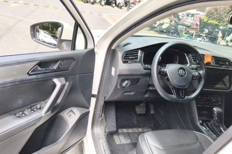 Used Volkswagen Tiguan L New Energy 2020 430 PHEV Plug-in Hybrid Flagship Edition Driver Seat